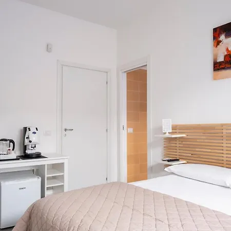 Bridge Bed and Breakfast 3*